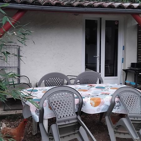 Maisonnette Pour Detente Ou Travail Saint-Aubin-de-Nabirat Dış mekan fotoğraf