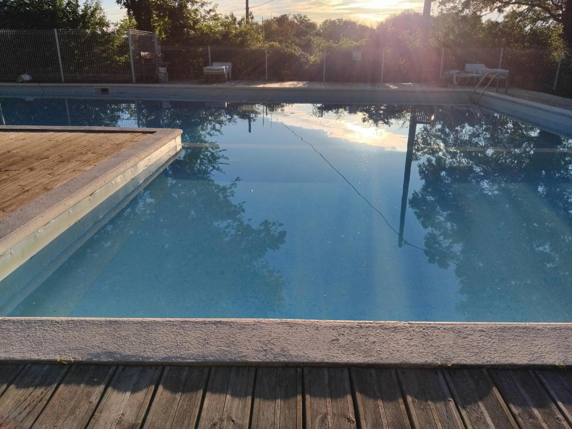 Maisonnette Pour Detente Ou Travail Saint-Aubin-de-Nabirat Dış mekan fotoğraf
